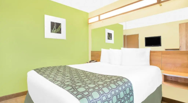 Двухместный номер Standard Microtel Inn & Suites by Wyndham Tuscumbia/Muscle Shoals