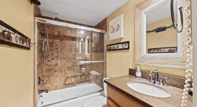 Windward Point 212