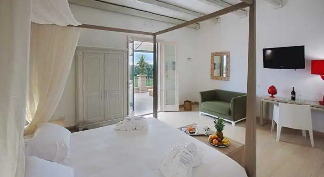 Masseria Terra dei Padri, Rezervați Hotel Campi Salentina Salento