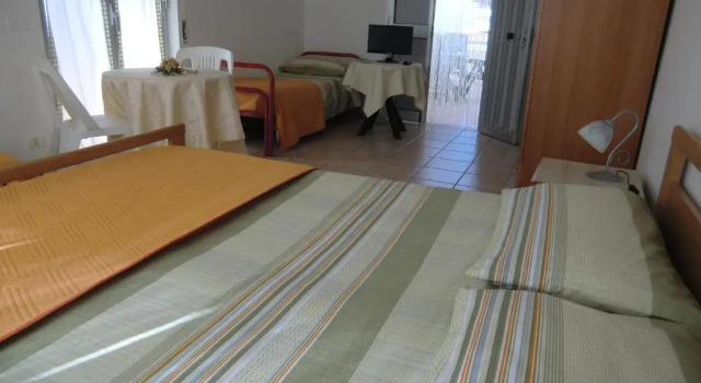 Standard Vierer Zimmer mit Meerblick Affittacamere Windsurf