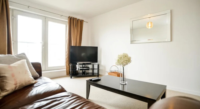 Beach Boulevard Apartment