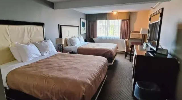Двухместный люкс с 2 комнатами Roosevelt Hotel