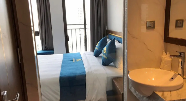 Двухместный номер Deluxe с балконом и с видом на город Aloha Hotel Nha Trang