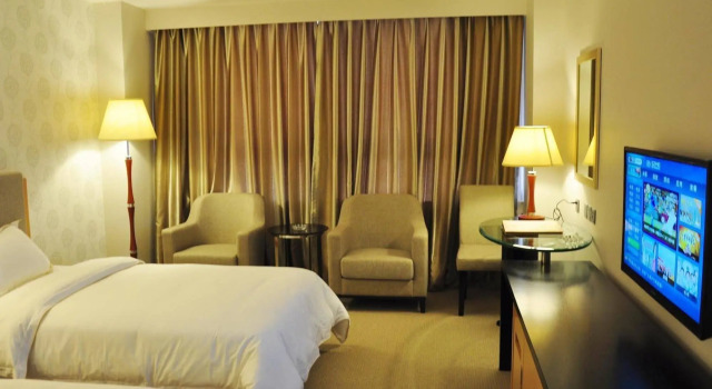 深圳华强北华联宾馆, Rezerwuj Hotel Hotele w Shenzhen z parkingiem, Parking