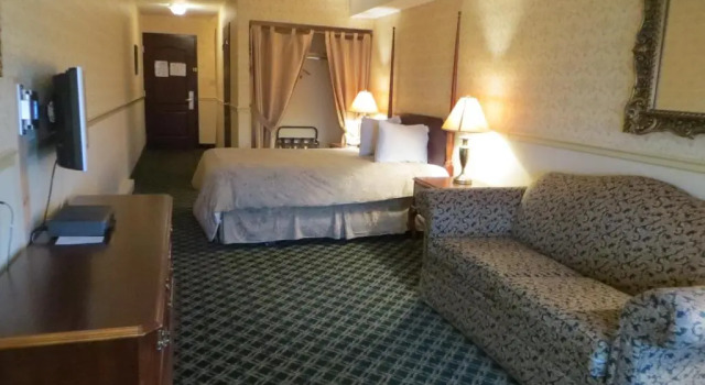 Номер Superior Auberge Montebello