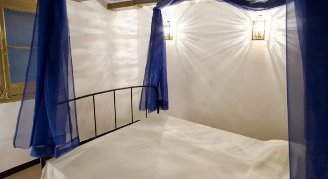 Serenity Guesthouse Barcelona, Забронировать Отель Барселона провинция Барселона, рядом с Приход Св. Августина