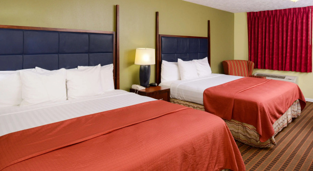 Четырёхместный номер Standard Americas Best Value Inn & Suites Waller/Prairie View