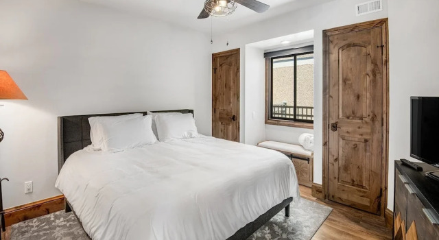 Vantage Point Condo 502, Забронировать Апартаменты/квартира Отели Вейл с парковкой, Парковка