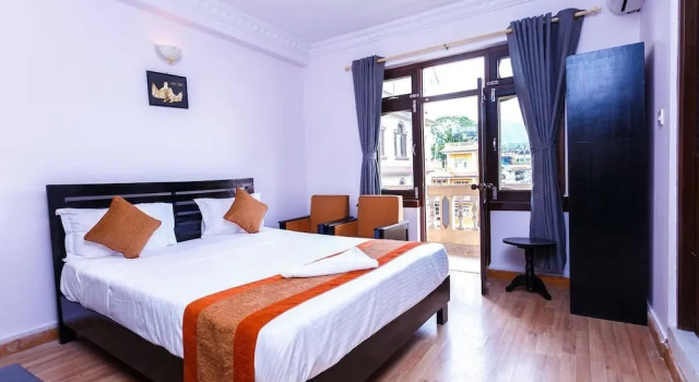 Четырёхместный номер Deluxe с 2 комнатами с балконом и с видом на сад Alliance Hotel - Boudhanath Stupa