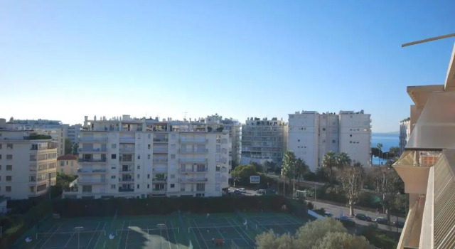 Апартаменты Appartement Supérieur 1 Chambre Arrière Martinez