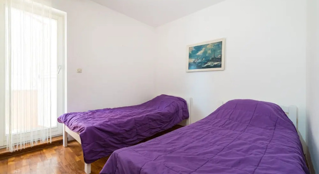 Apartment Near Supermarket Milo, Забронировать Апартаменты/квартира Апартаменты Новалья, Апартаменты/квартира
