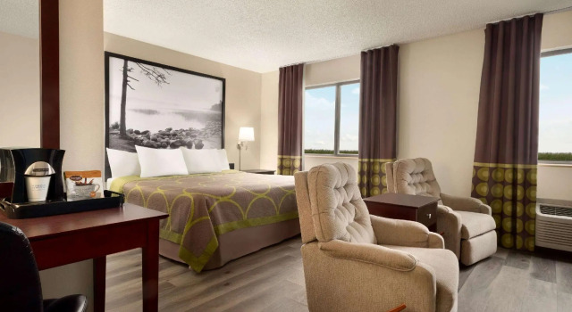Dobbelt suite Super 8 by Wyndham Bethany MO