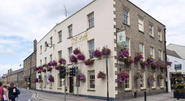 Lamb Hotel by Greene King Inns, Забронировать Отель Отели Англии 3 звезды, 3*