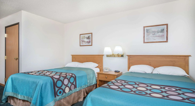 Super 8 by Wyndham Phillips, Reserva ahora Hotel Phillips Wisconsin