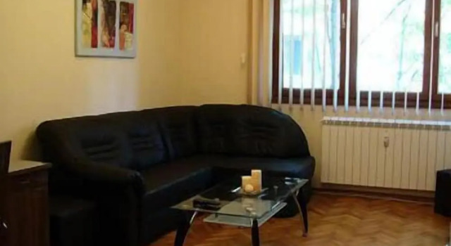 BUZ Apart Sofia, Забронировать Отель Отели Софии с парковкой, рядом с Президентство, Парковка