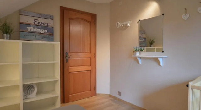 Nice Holiday Farmhouse Located in Sourbrodt near Ski Resort of Ovifat, 预订 度假村 索尔布罗特 Oost Kantons