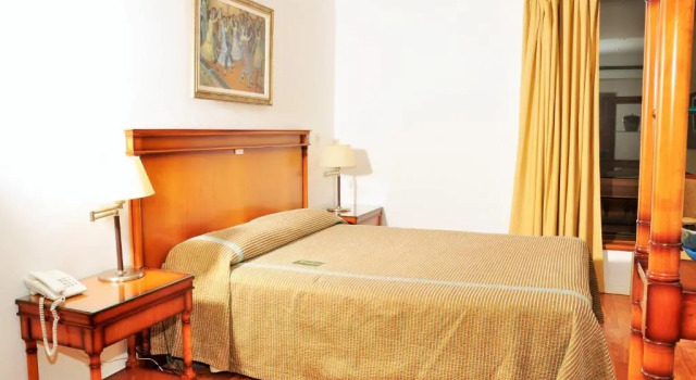 Четырёхместный номер Standard Imperial Park Hotel