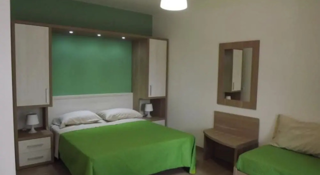 Agriturismo La Duchessa e il Contadino, Varaa Maatalousloma Hotellit Vieste uima-altaalla, Uima-allas