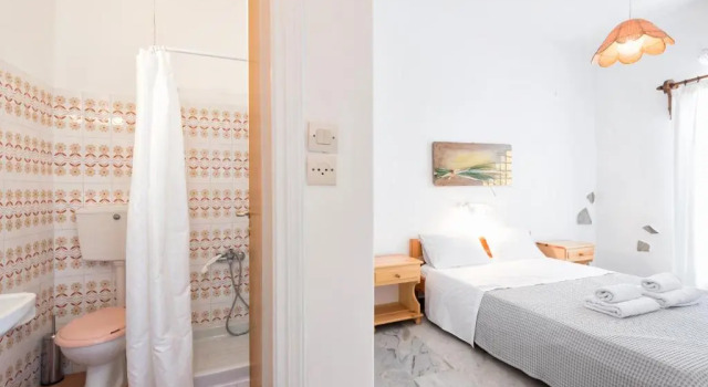 Двухместный номер Economy с балконом и с красивым видом из окна Vounali Rooms