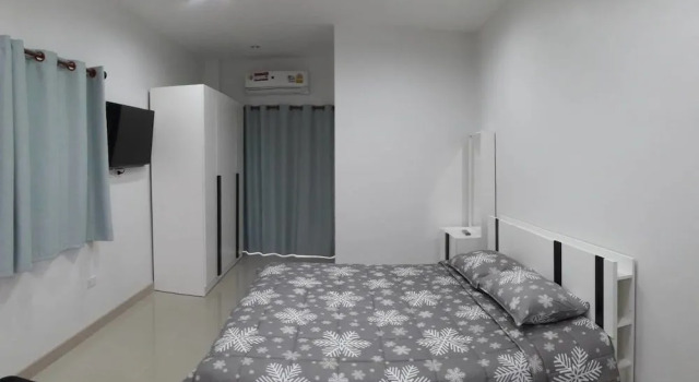 Jasmine Apartment, Varaa Huoneisto Hotellit North-Eastern Thailand pysäköinnillä, Pysäköinti