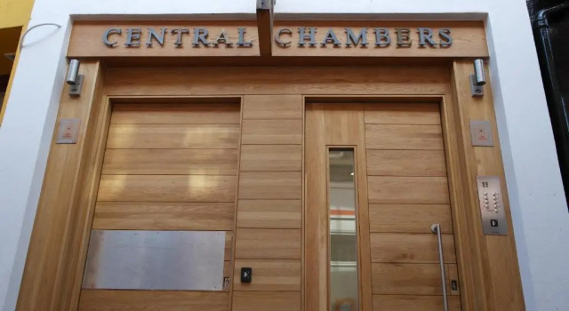 5 Central Chambers, Забронировать Отель Отели Стратфорд-апон-Эйвон с парковкой, рядом с Shakespeare Institute - University of Birmingham, Парковка