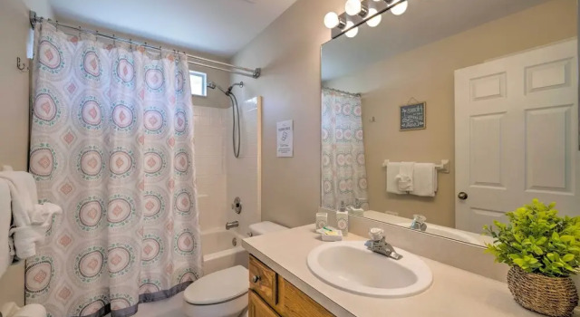 Коттедж с 4 комнатами Davenport Villa w/ Pool ~ 10 Mi to Disney!