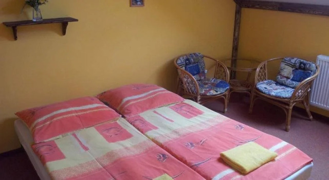 Penzion Piano Ranch, Rezerwuj Hotel Hotele w Central Bohemia z parkingiem, Parking