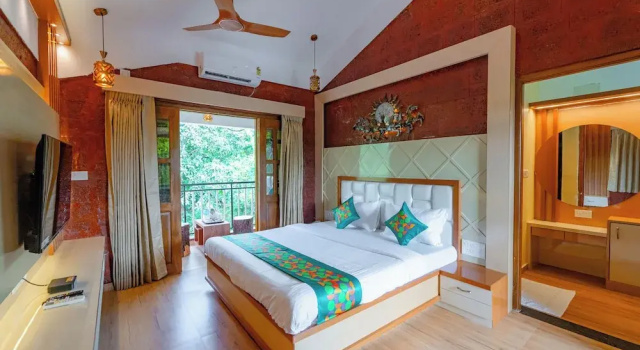 Номер Deluxe с балконом Treebo Green Village Resort with Pool, Goa