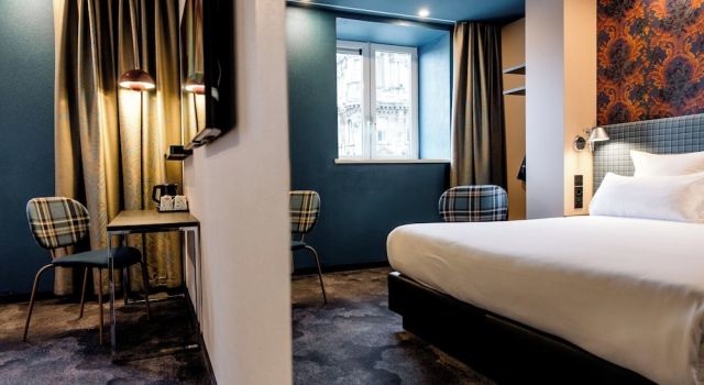 Номер Standard с красивым видом из окна Motel One Edinburgh-Princes