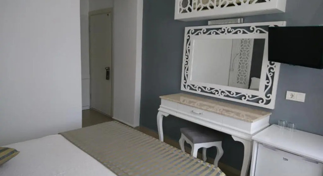 Номер Standard с балконом и с красивым видом из окна Ata Lagoon Beach Hotel