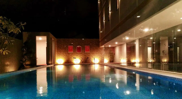 Horison Emerald Timoho Yogyakarta, Book Hotel Hotels in Umbulharjo with Parking, Parking
