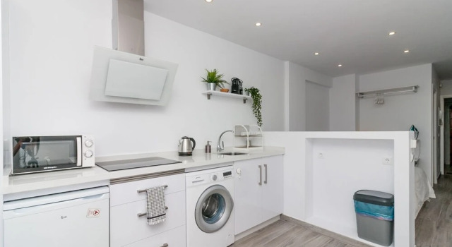 Апартаменты c 1 комнатой Cool and White Apartment Torrecilla Playa