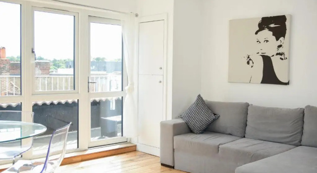 New 1bedroom serviced apartment with large balcony
