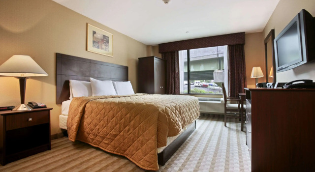 Days Inn by Wyndham Bronx Near Stadium, Забронировать Отель Бронкс Нью-Йоркская агломерация, рядом с Bronx Museum of the Arts