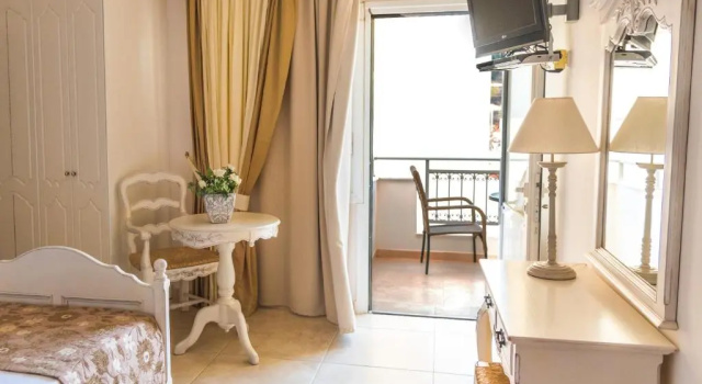 Двухместный номер Standard с видом на бассейн Hotel Astron Princess