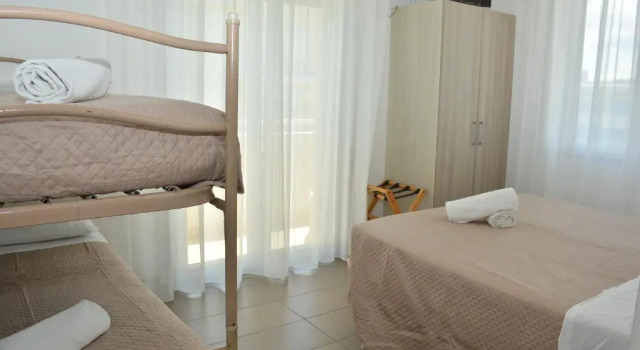 Четырёхместный номер Standard Hotel Marisa