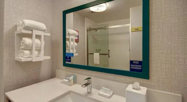 Шестиместный номер Standard Hampton Inn & Suites Sunnyvale-Silicon Valley, Ca