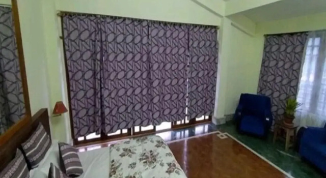 Двухместный номер Deluxe с балконом и с красивым видом из окна Ronglyang Villa Homestay Near MG Road