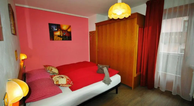 Standard Doppel Zimmer mit Balkon Garni Gimea