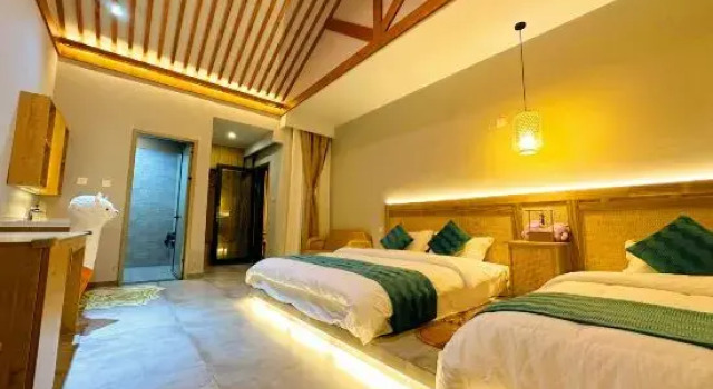 Кровать в общем номере Lunas Villa ·HUAN YING LIN SHE | Modern Aesthetic Leisure Homestay