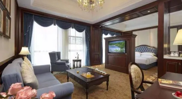 Люкс Slender West Lake Zhongji Executive Apartments