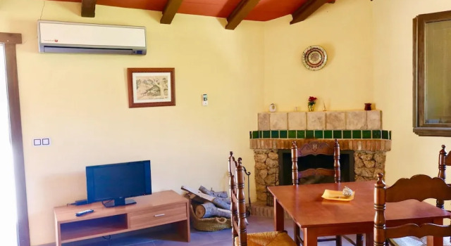 Casas Rurales Cortijo El Marqués, Забронировать Отель Отели Кесада с парковкой, Парковка