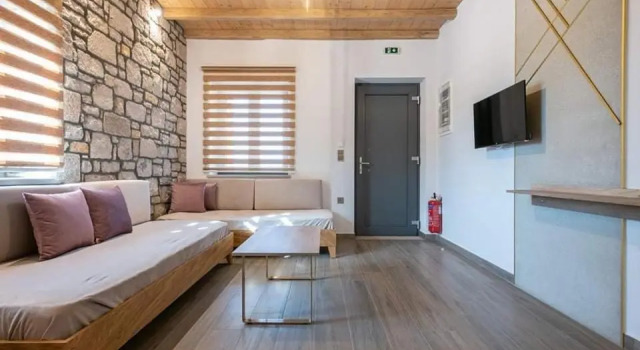 Апартаменты Deluxe Lithoessa Luxury Apartments