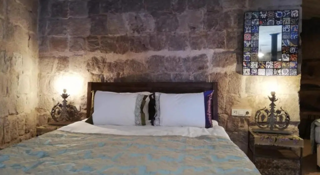 Pigeon Hotel