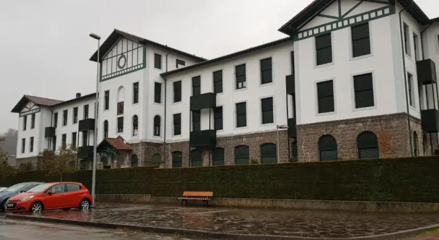 Apartamento Oronoz, Rezerwuj Apartament Hotele w Baskonia z parkingiem, Parking