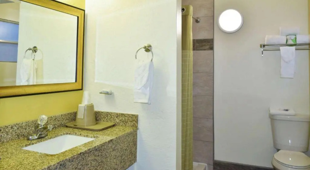 Номер Standard The Classic Desert Aire Hotel
