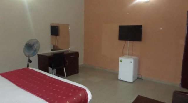 Jovidat Suites, Prenota Hotel Hotel a Bwari con parcheggio, Parcheggio