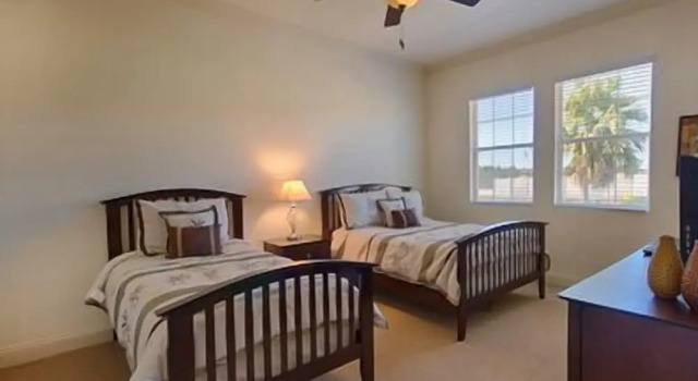 Courtyard Retreat, Rezerwuj Hotel Four Corners Floryda