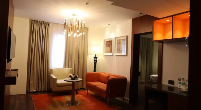 Двухместный семейный номер Standard Southend by TGI