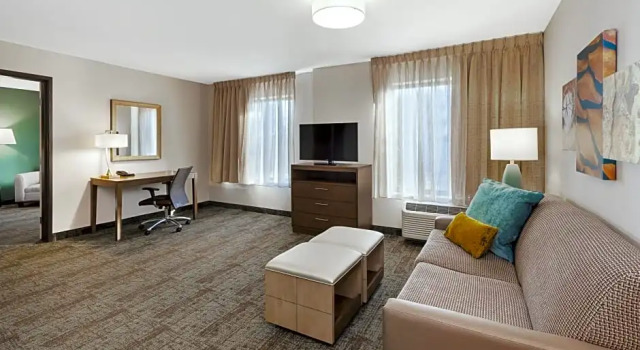 Четырёхместный люкс c 1 комнатой Staybridge Suites Columbia by IHG